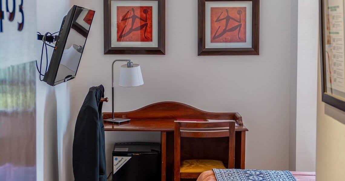 habitacion-single-ejecutiva-superior-5_opt